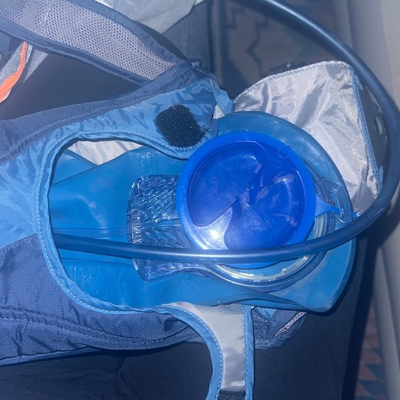 Camelbak - Picture 4 of 4